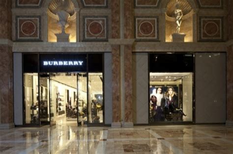 las vegas burberry|burberry las vegas strip.